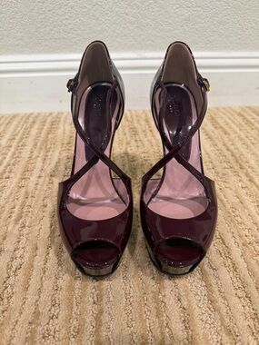 Gucci Patent Leather Peep-Toe Heels in Burgundy